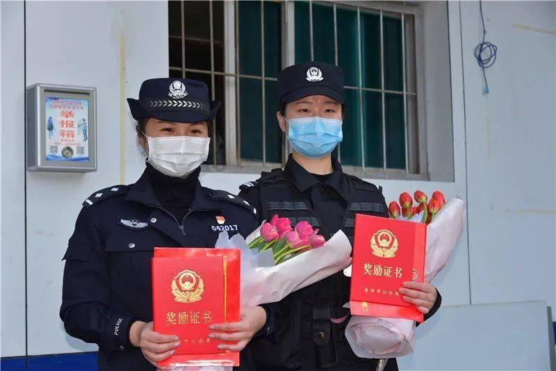 约翰-科林斯：雷霆攻进内线太容易了 这种事是会反噬到我们身上的